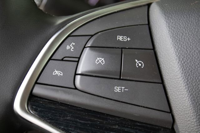 Certified 2025 Cadillac XT5 Premium Luxury image 12