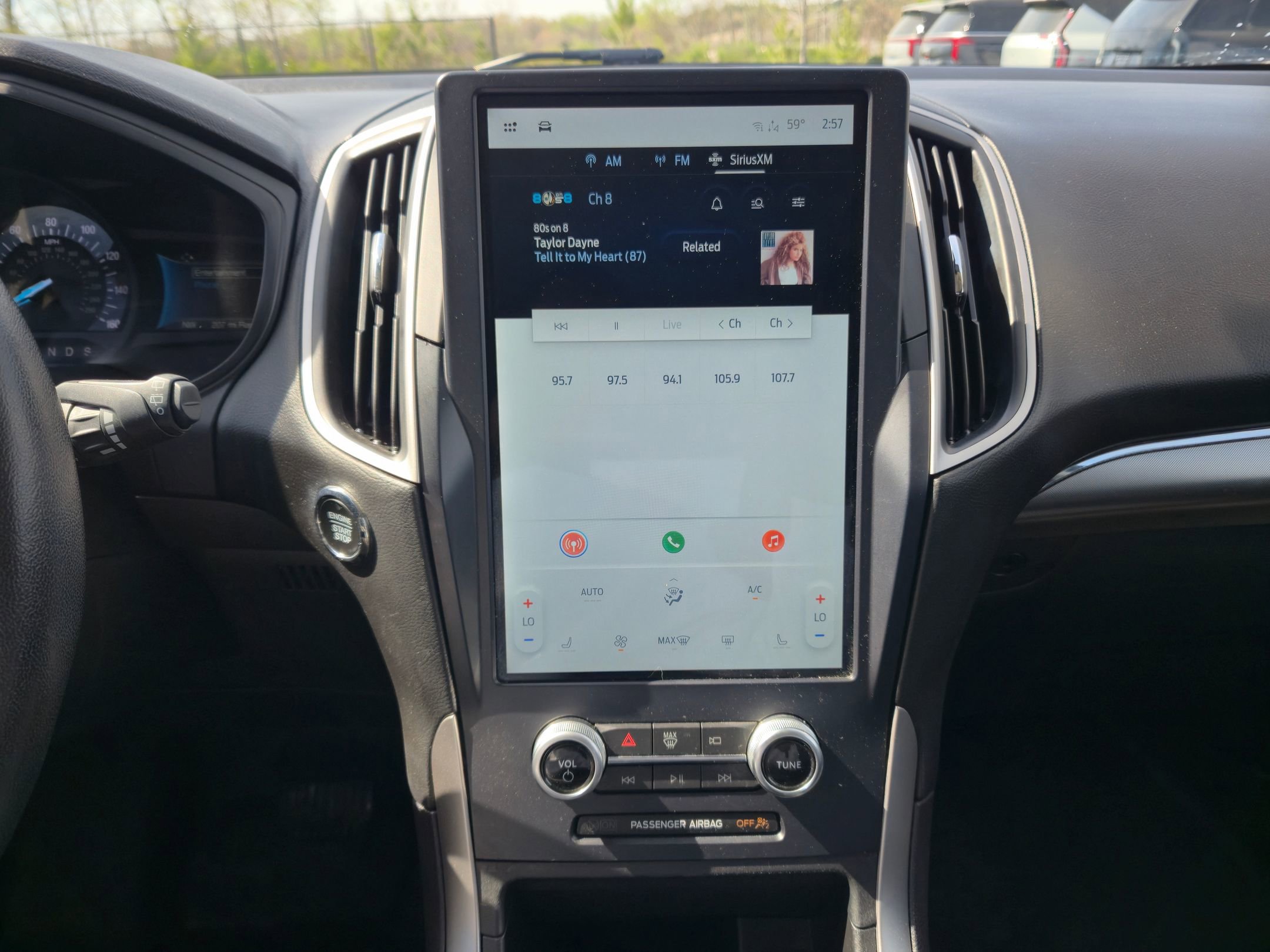 Used 2022 Ford Edge SEL w/ Convenience Package image 15