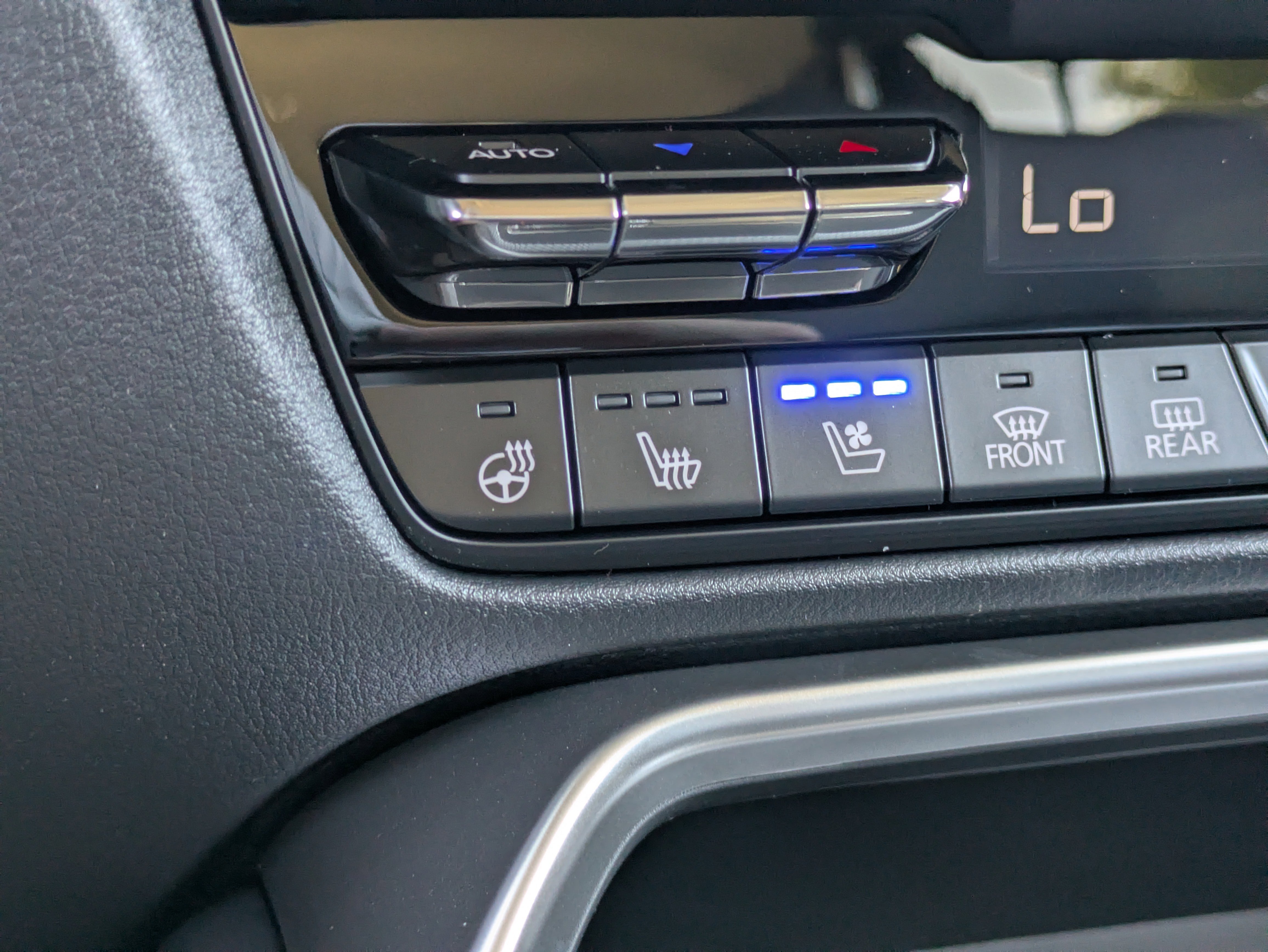 New 2026 MAZDA CX-90 Plug-In Hybrid w/Premium Sport image 29
