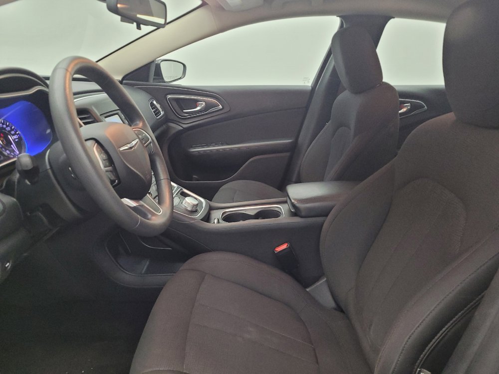 Used 2015 Chrysler 200 Limited FWD image 17