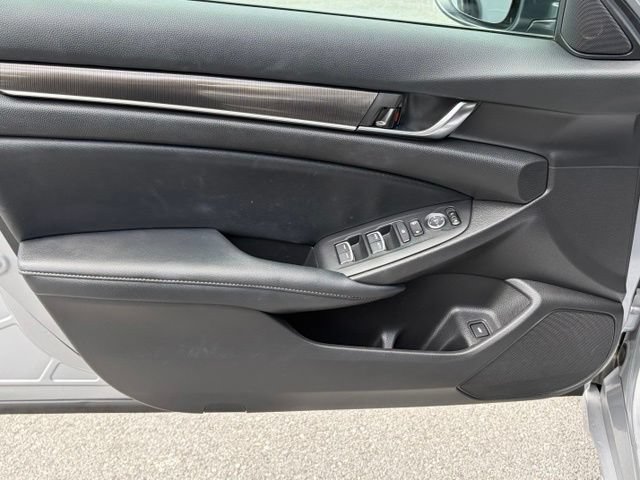 Used 2022 Honda Accord Sport image 12