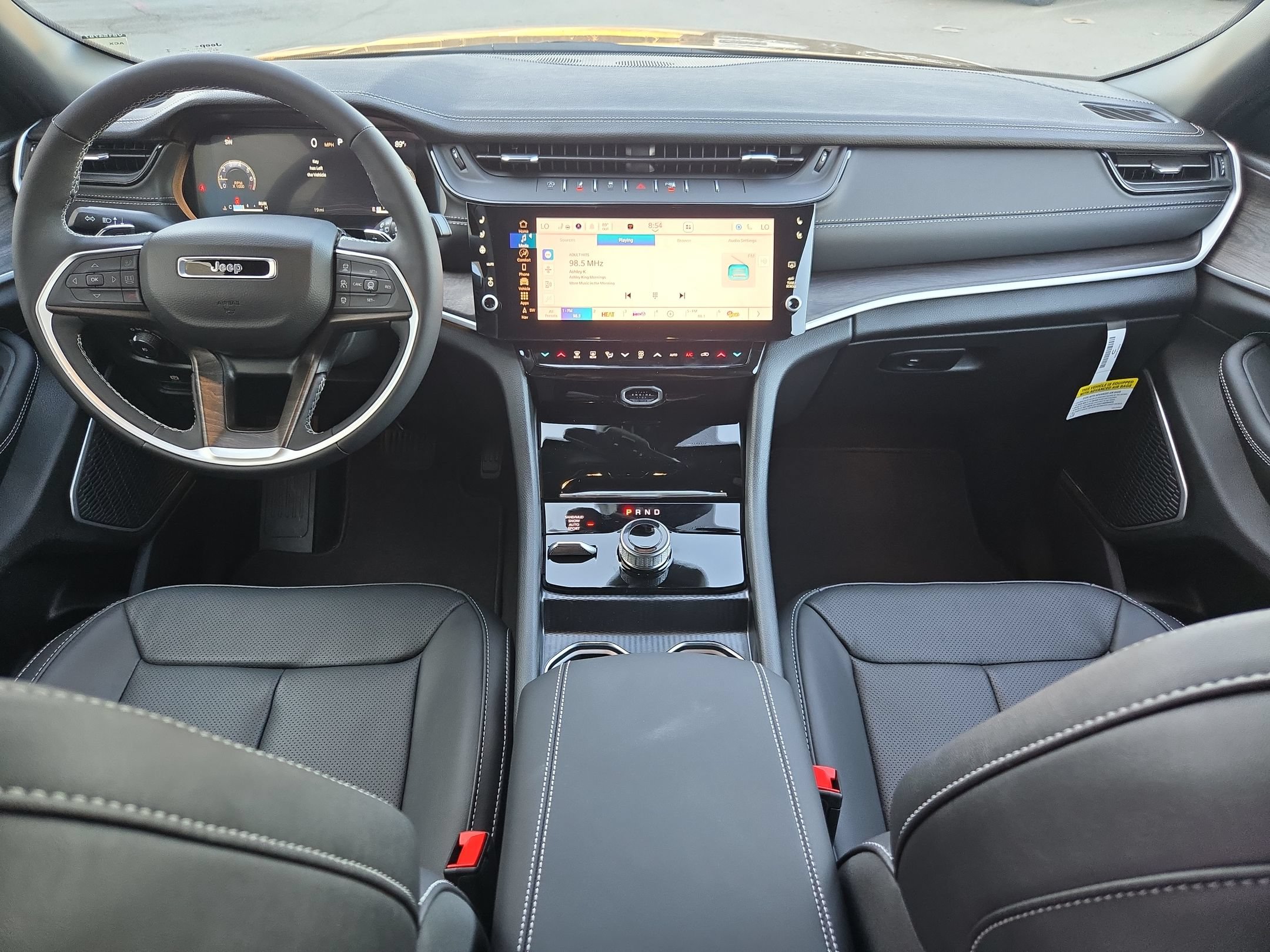 New 2027 Jeep Grand Cherokee Limited AWD/4WD image 9