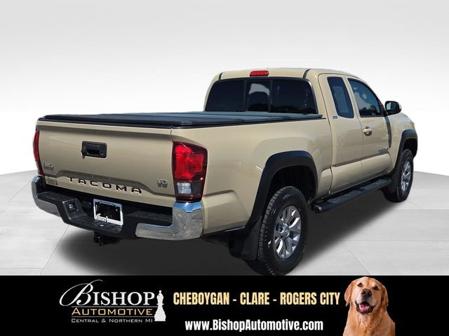 Used 2018 Toyota Tacoma SR5 AWD/4WD image 19