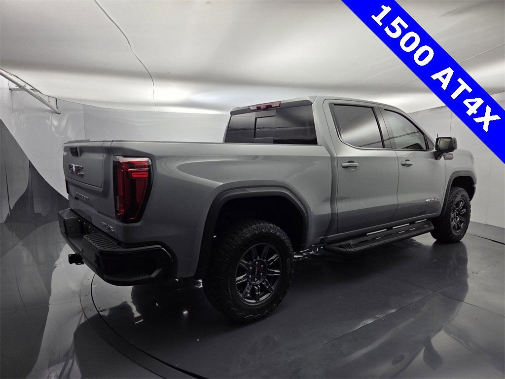 Used 2024 GMC Sierra 1500 AT4X image 12