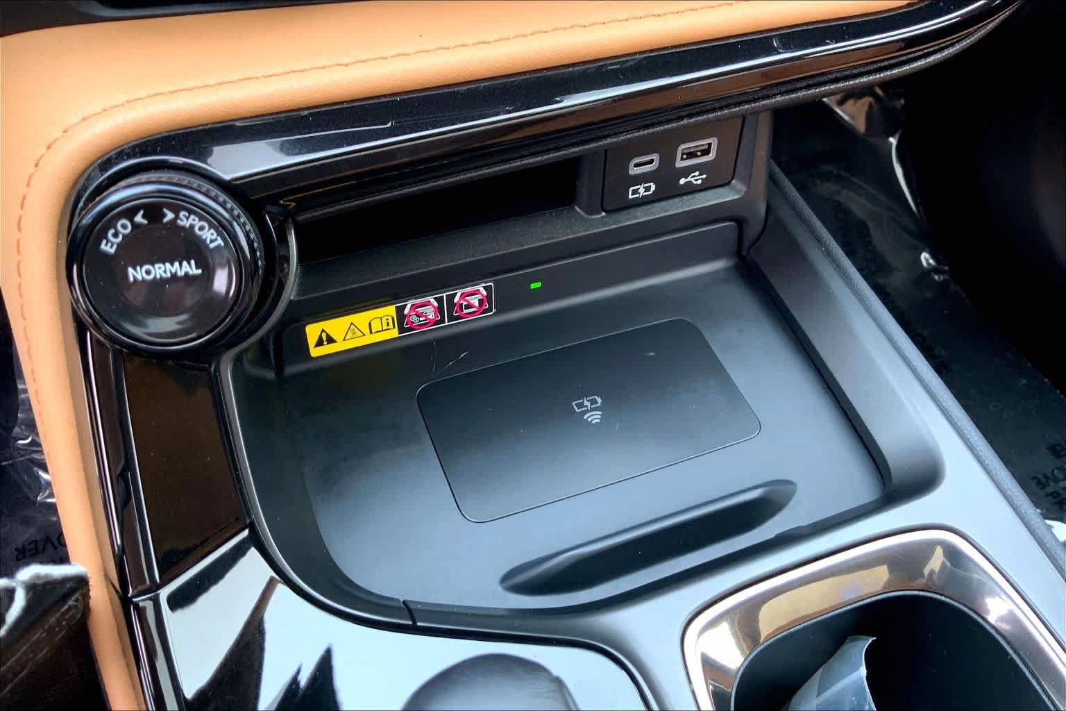 Used 2022 Lexus NX 350h AWD image 35