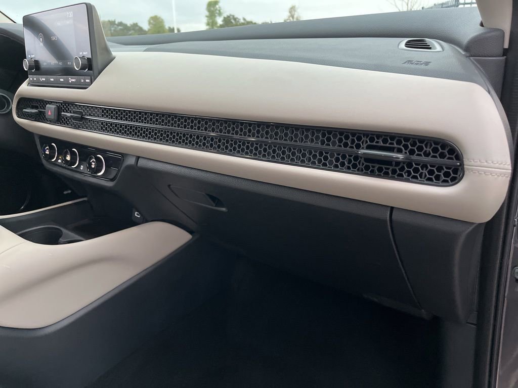 Certified 2025 Honda HR-V LX image 29