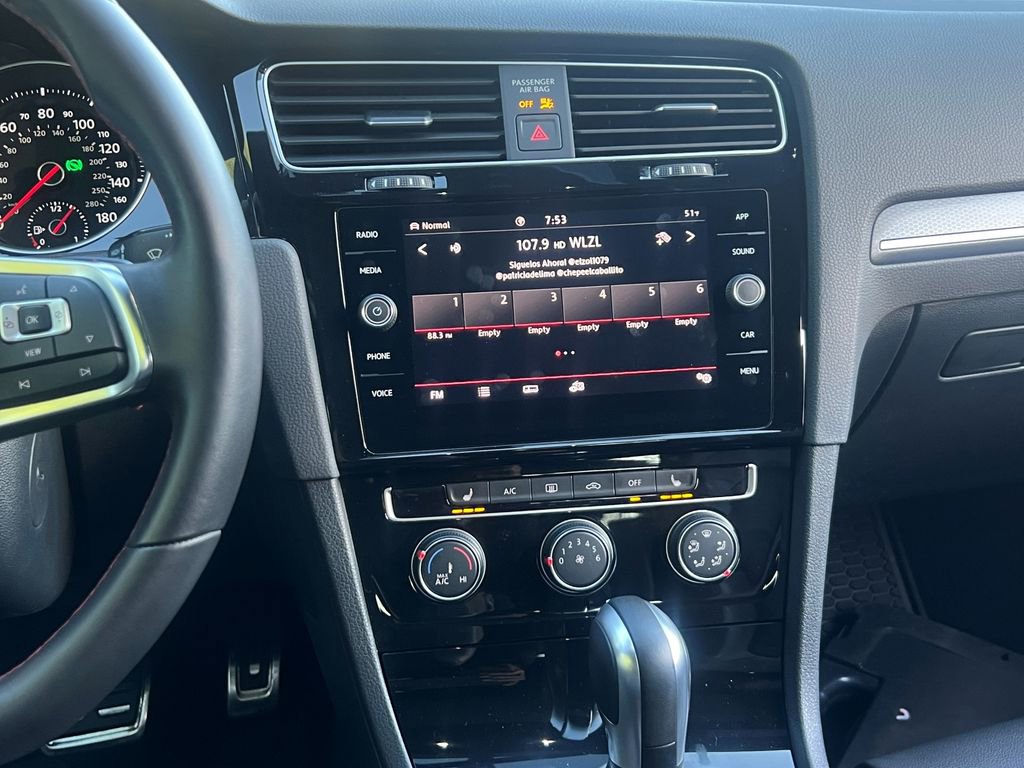 Used 2020 Volkswagen GTI SE image 19