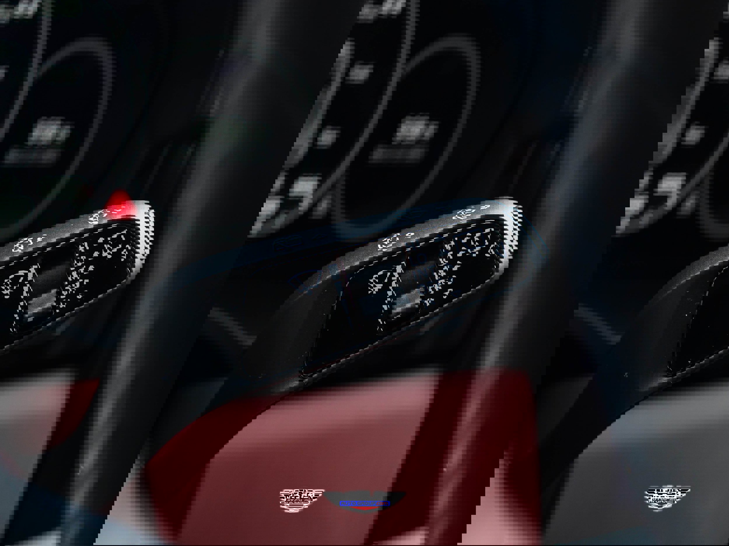 Used 2022 Porsche Cayenne Platinum Edition image 28