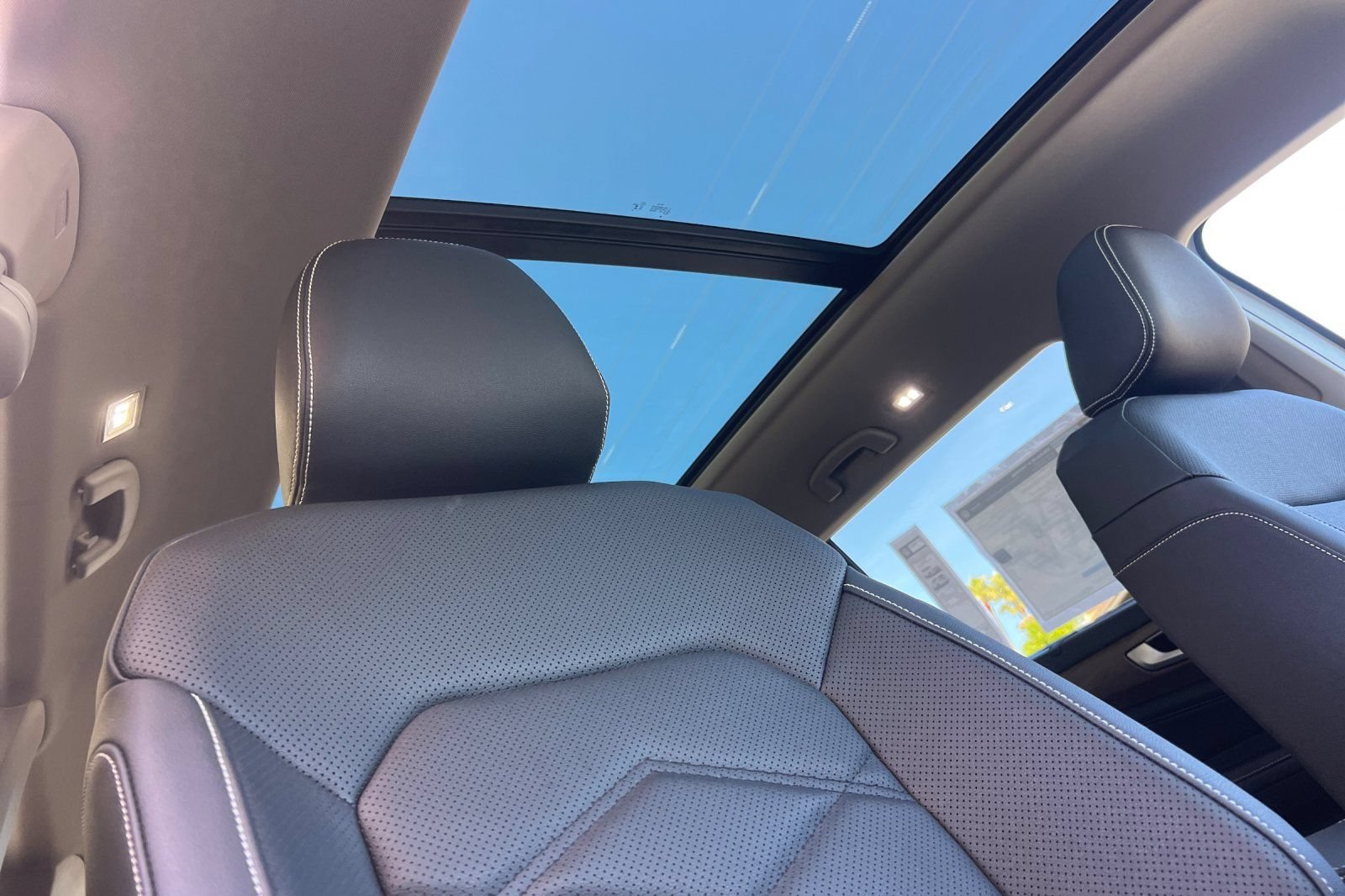 New 2026 Volkswagen Atlas SE AWD/4WD image 18