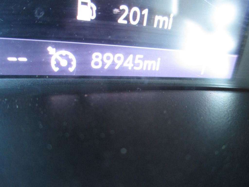 Used 2020 GMC Canyon SLE w/ Elevation Edition image 29