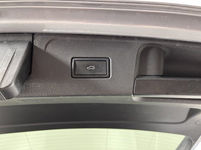 Used 2023 Volkswagen Atlas SE w/ Panoramic Sunroof Package FWD image 50