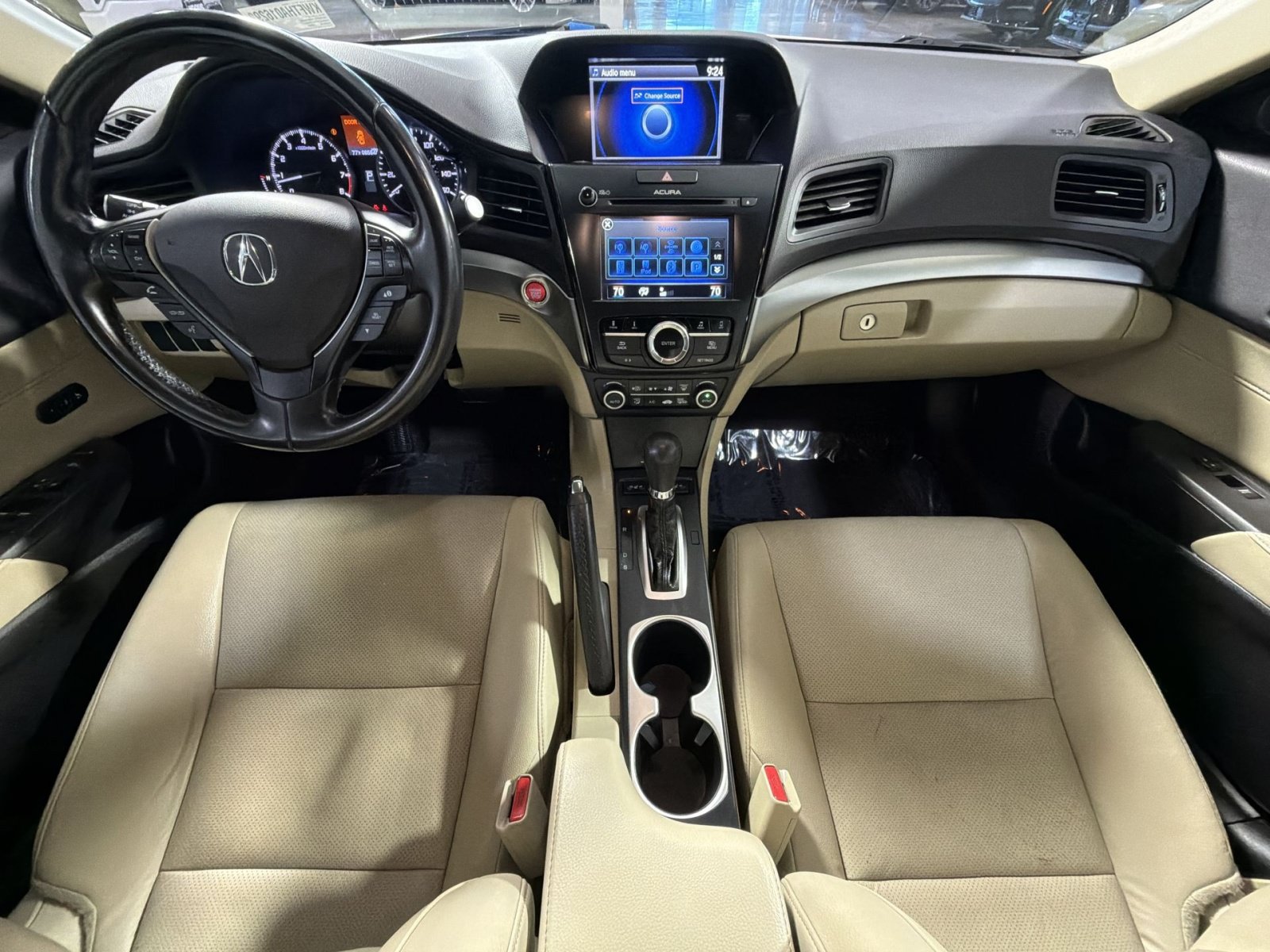 Used 2017 Acura ILX FWD image 34