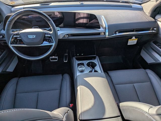 New 2026 Cadillac Vistiq Sport w/ LPO, Floor Liner Package AWD/4WD image 16
