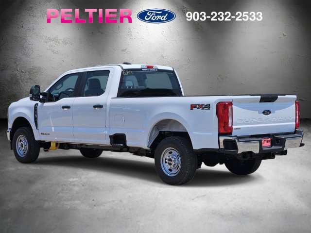 New 2026 Ford F250 XL w/ FX4 Off-Road Package AWD/4WD image 3