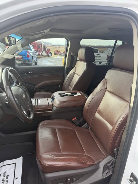Used 2019 Chevrolet Suburban Premier image 12