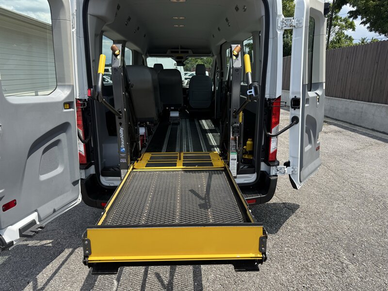 Used 2019 Ford Transit 350 XL RWD image 4