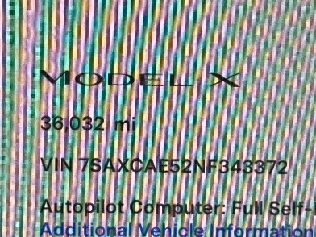 Used 2022 Tesla Model X image 34