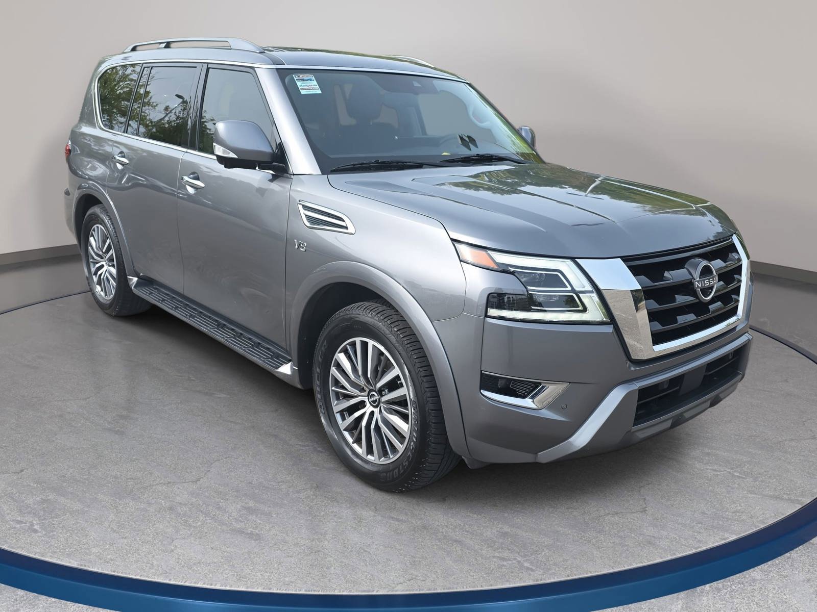 Used 2021 Nissan Armada SL w/ Captain's Chairs Package AWD/4WD image 3
