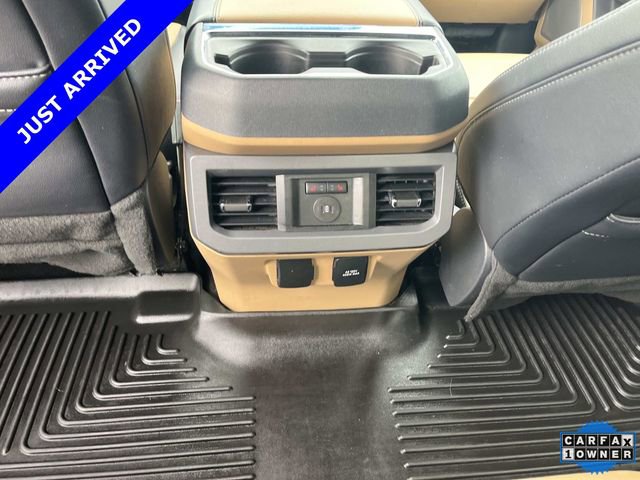 Used 2024 Ford F250 Lariat w/ Lariat Ultimate Package AWD/4WD image 16