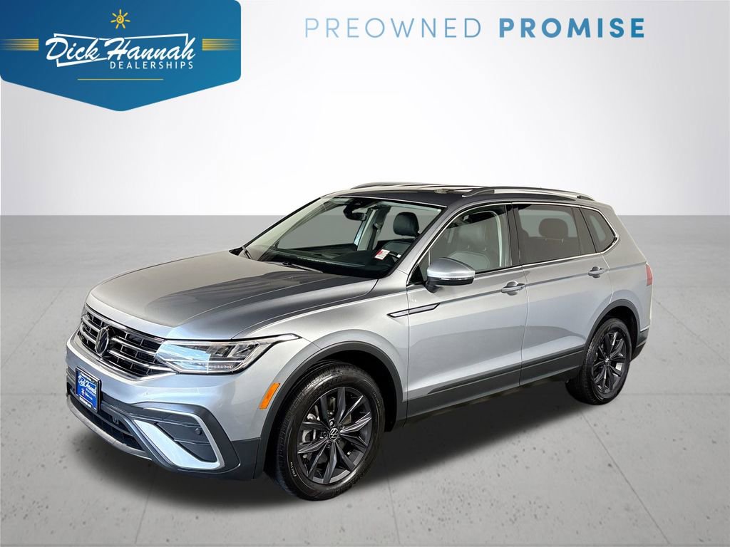 Used 2024 Volkswagen Tiguan SE image 1