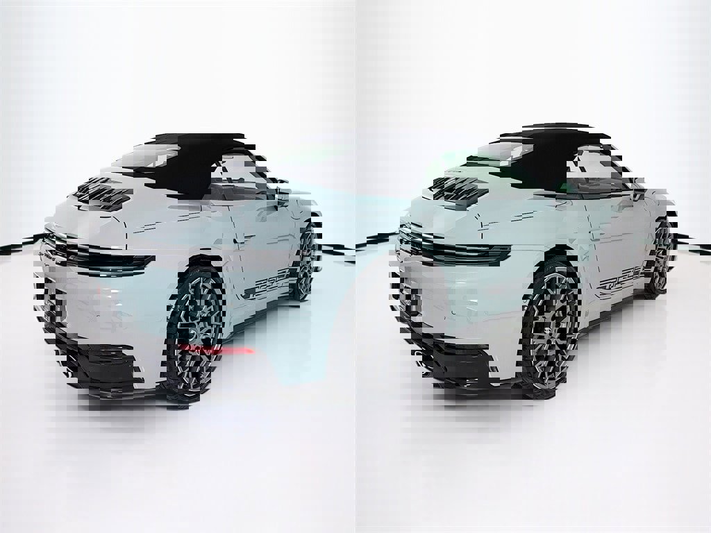 New 2026 Porsche 911 Carrera 4S image 9