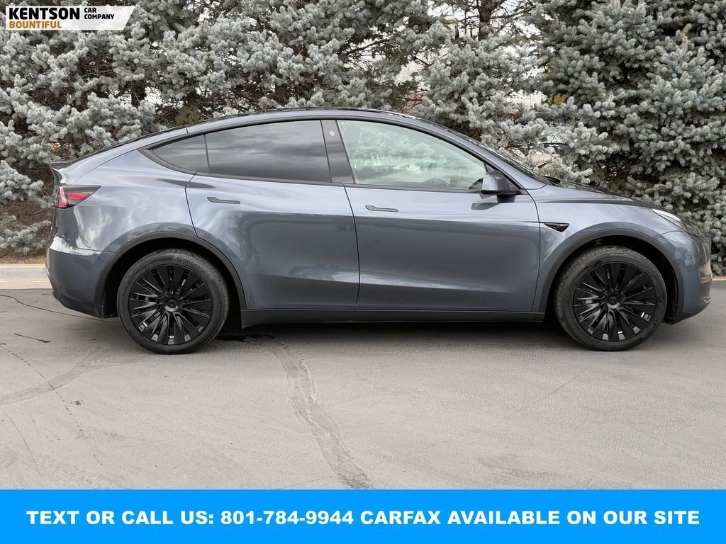 Used 2023 Tesla Model Y Long Range image 11