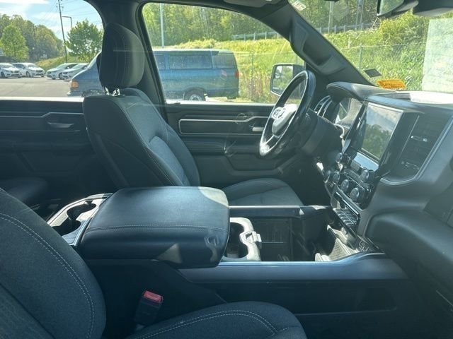 Used 2019 RAM 1500 Big Horn AWD/4WD image 17