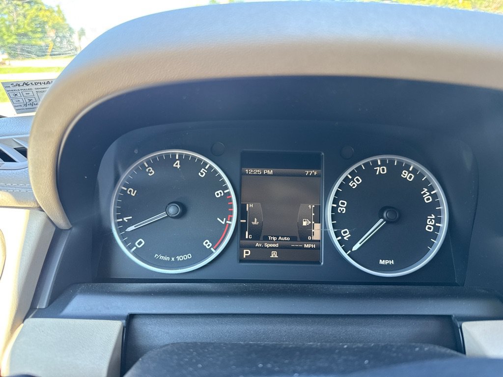 Used 2010 Land Rover LR4 HSE AWD/4WD image 18