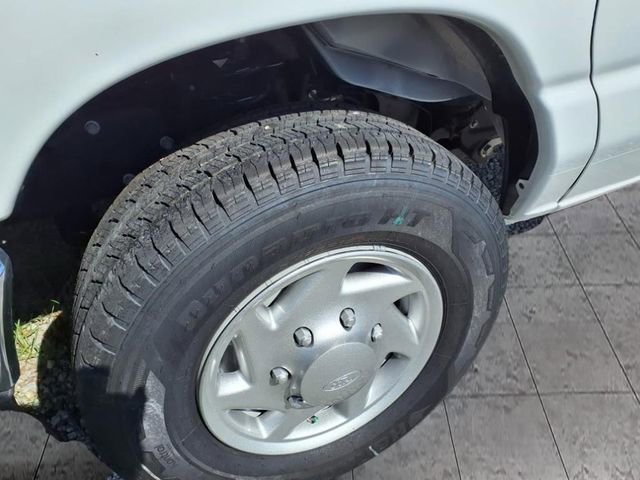 New 2025 Ford E-350 and Econoline 350 Super Duty w/ Power Equipment Group image 5