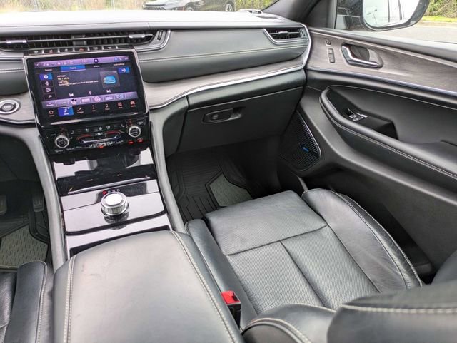 Used 2021 Jeep Grand Cherokee L Overland w/ Luxury Tech Group IV RWD image 19