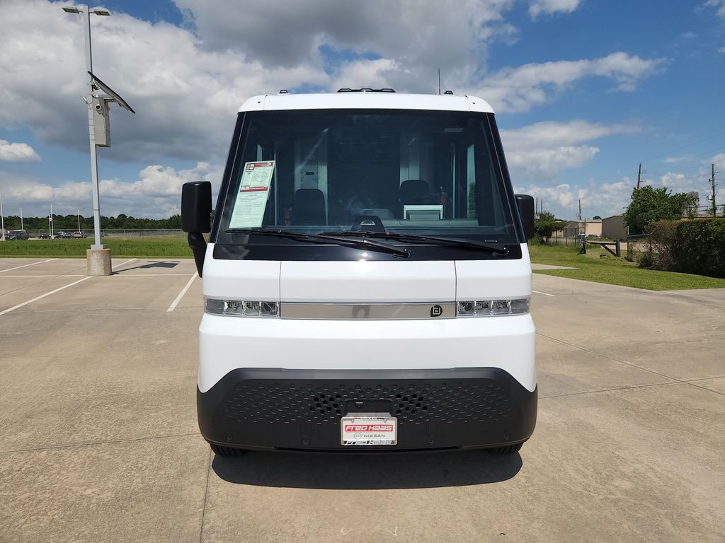 Used 2024 Chevrolet Brightdrop 400 w/ Commercial Equipment Package AWD/4WD image 9