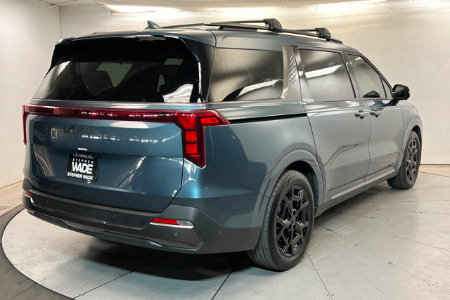 Used 2025 Kia Carnival SX FWD image 5