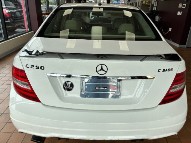 Used 2014 Mercedes-Benz C 250 Sedan image 10