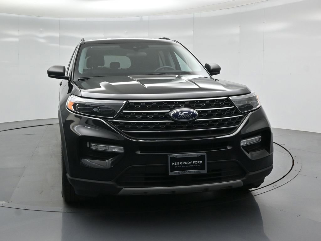 Certified 2023 Ford Explorer XLT w/ Equipment Group 202A RWD image 52
