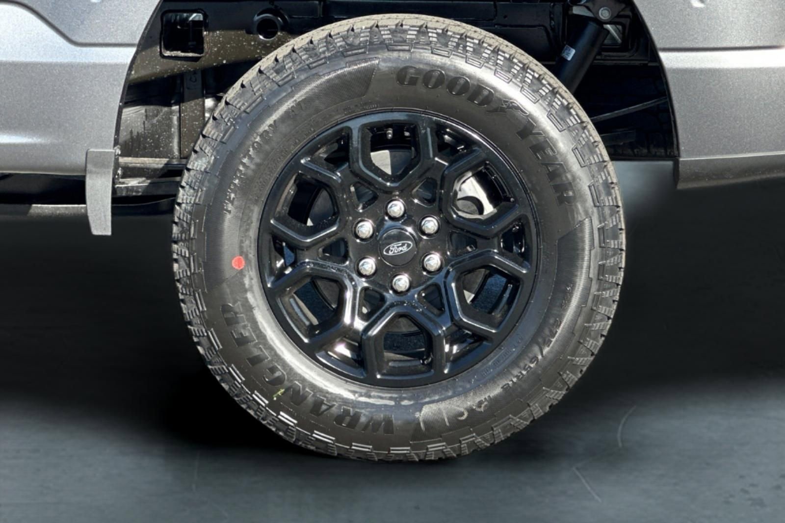 New 2026 Ford F150 XLT w/ FX4 Off-Road Package image 29