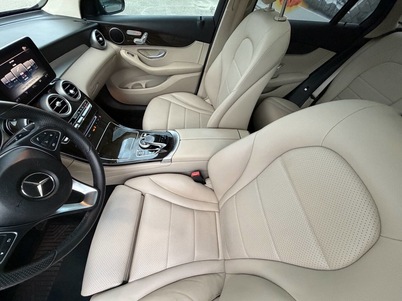 Used 2016 Mercedes-Benz GLC 300 image 20