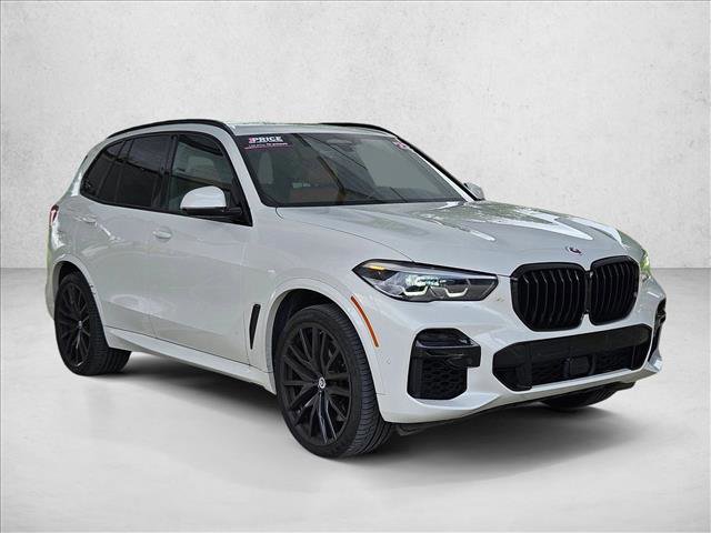 Used 2022 BMW X5 M50i AWD/4WD image 3