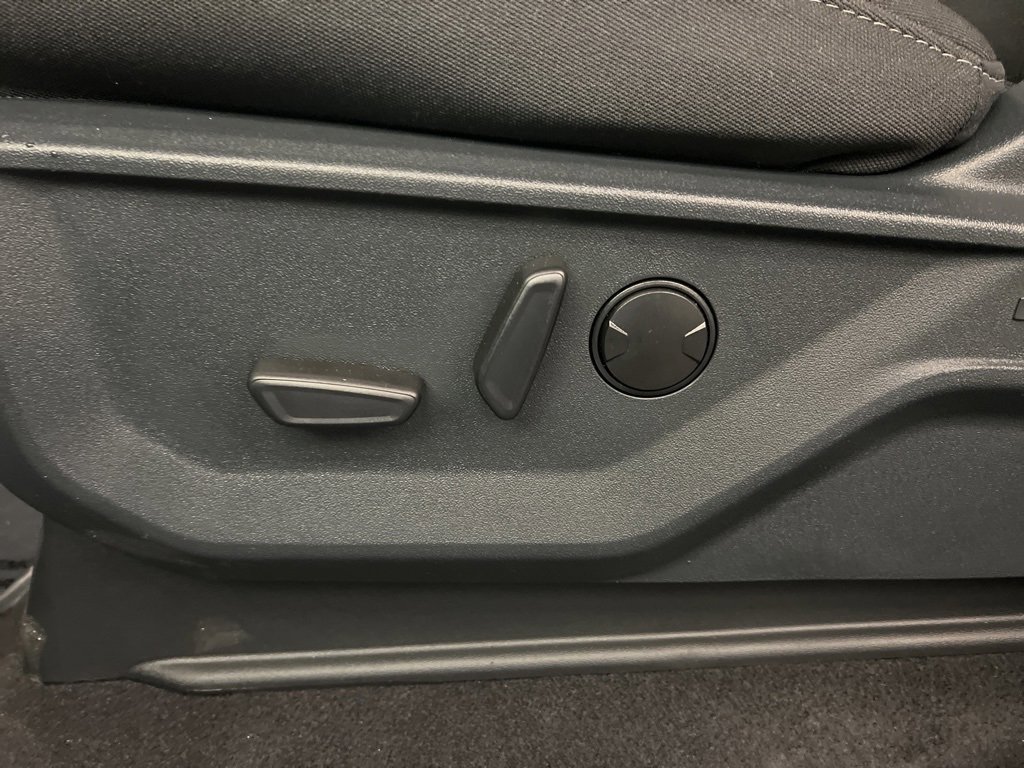 New 2025 Ford F150 XLT w/ Equipment Group 302A MID image 31