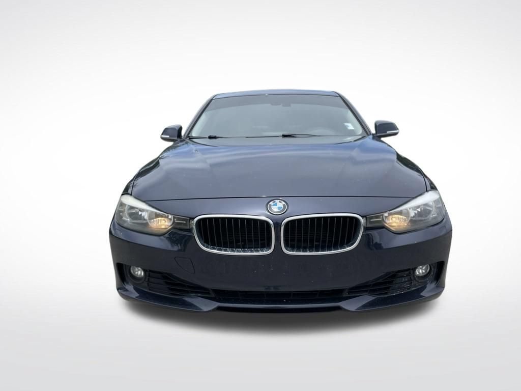 Used 2013 BMW 328i xDrive Sedan AWD/4WD image 3