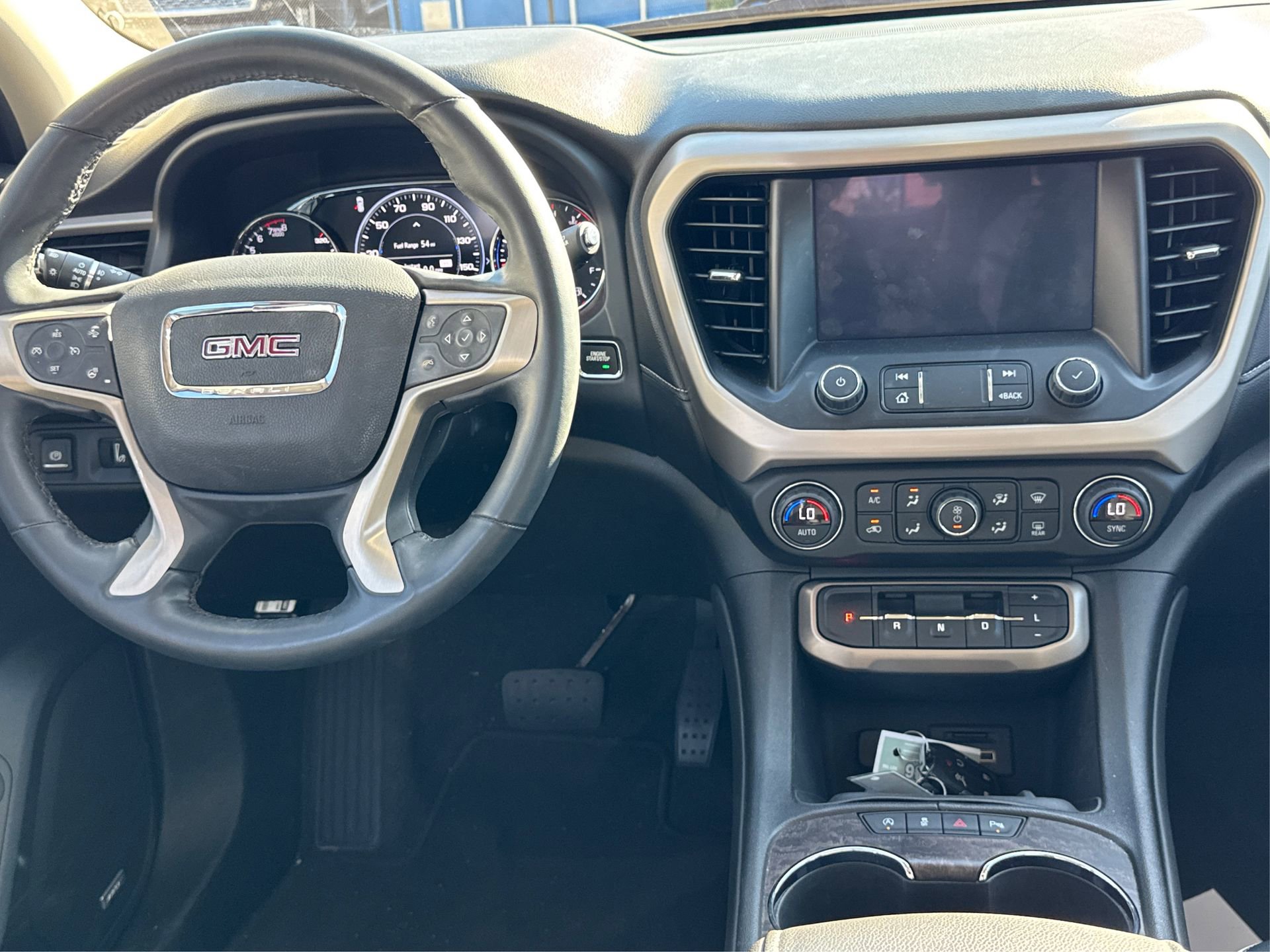 Used 2023 GMC Acadia Denali w/ Denali Technology Package image 19