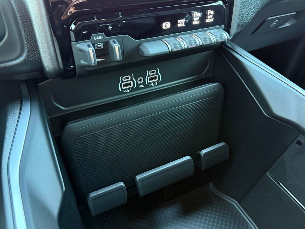 New 2026 RAM 3500 Big Horn image 4