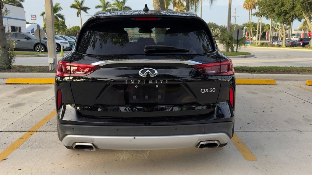 Used 2021 INFINITI QX50 Essential w/ Convenience Package FWD image 7