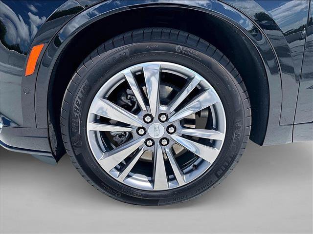 Certified 2025 Cadillac XT6 Premium Luxury w/ Technology Package FWD image 10