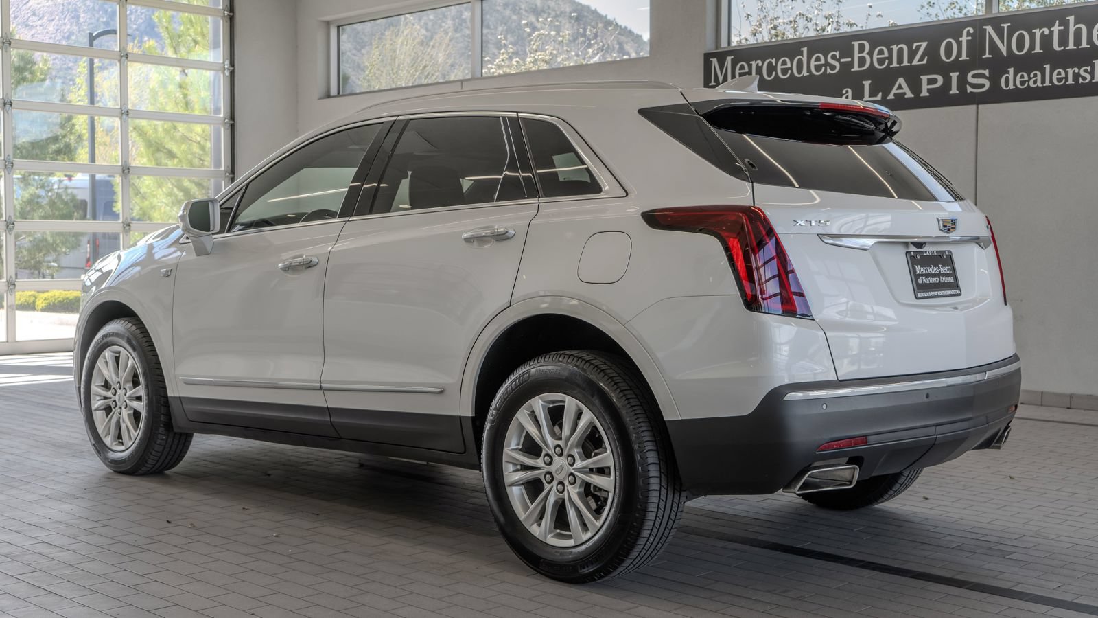 Used 2020 Cadillac XT5 Luxury FWD image 13