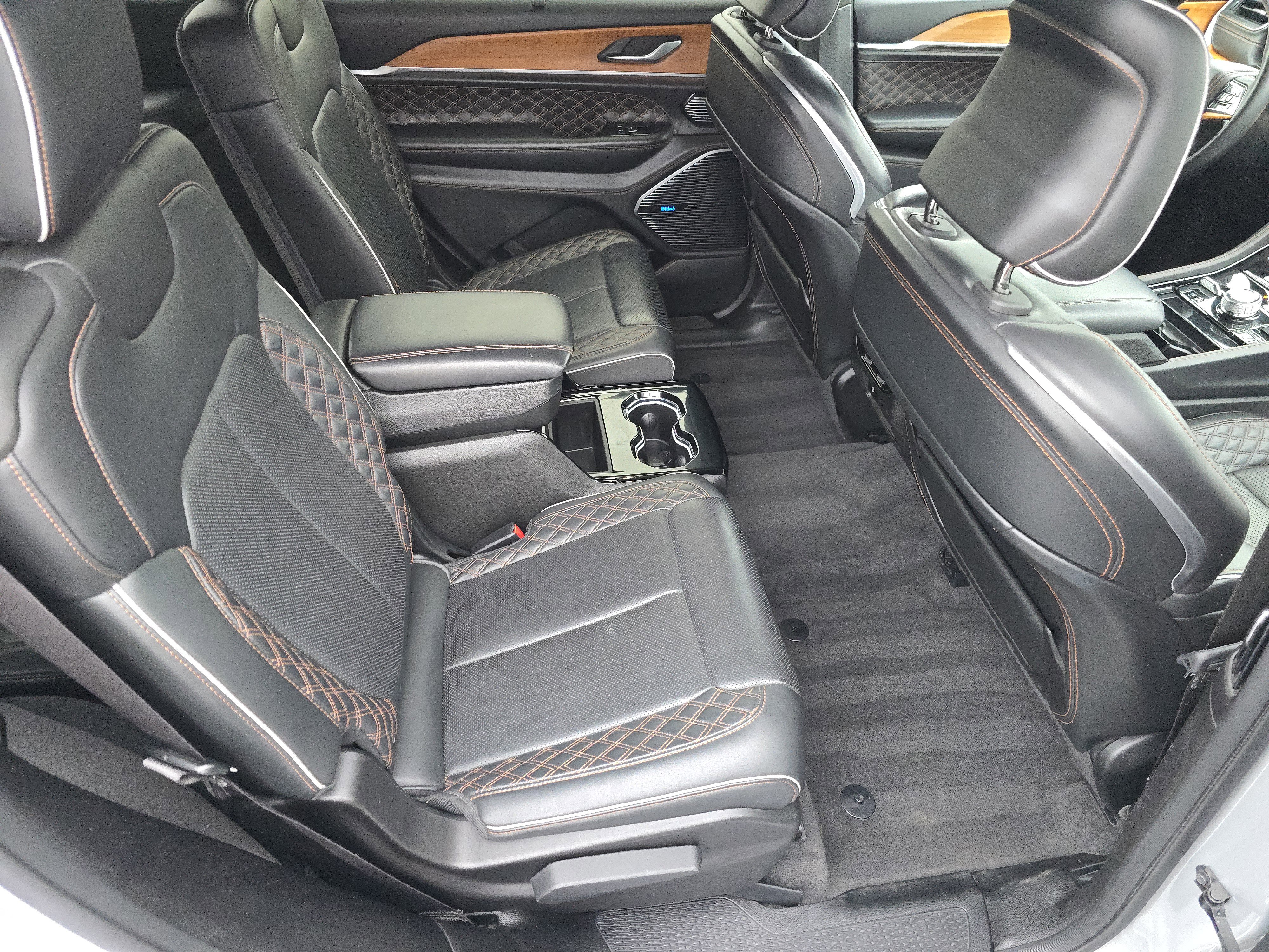 Used 2021 Jeep Grand Cherokee L Summit image 31