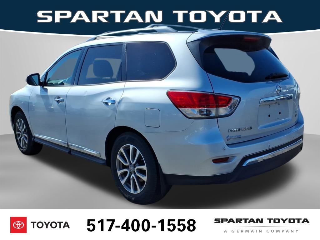 Used 2014 Nissan Pathfinder SL w/ SL Tech Package image 9