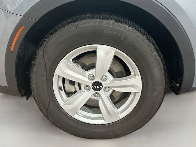 Used 2024 Kia Sorento LX image 30