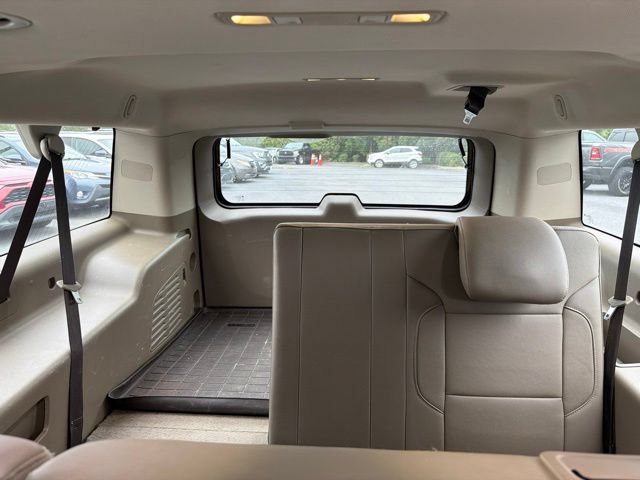 Used 2019 Chevrolet Suburban LT AWD/4WD image 16