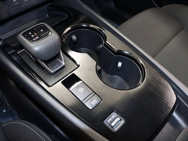 Used 2023 Nissan Rogue S image 20