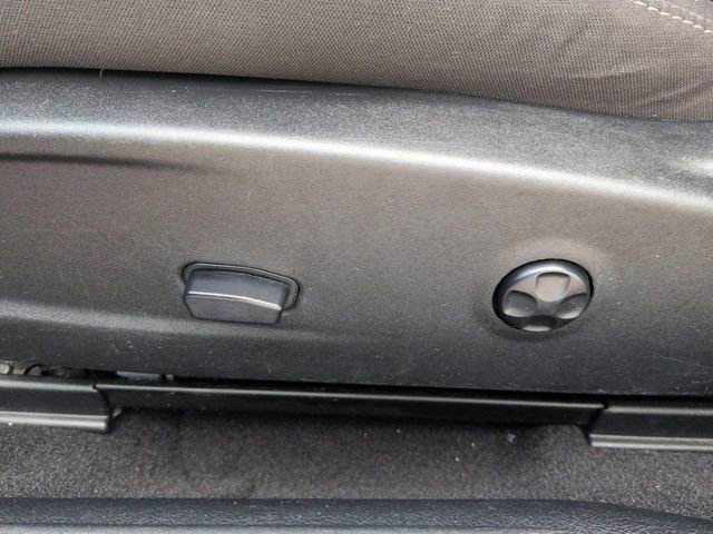 Used 2020 Dodge Challenger SXT w/ Driver Convenience Group image 17